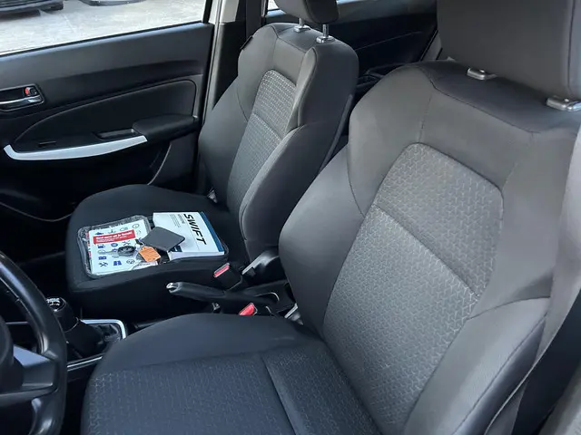 Suzuki Swift 1.2 Comfort Smart Hybrid 2020 Benzine 10