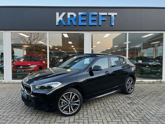 BMW X2 xDrive25e High Executive 2022 Hybride Benzine 1