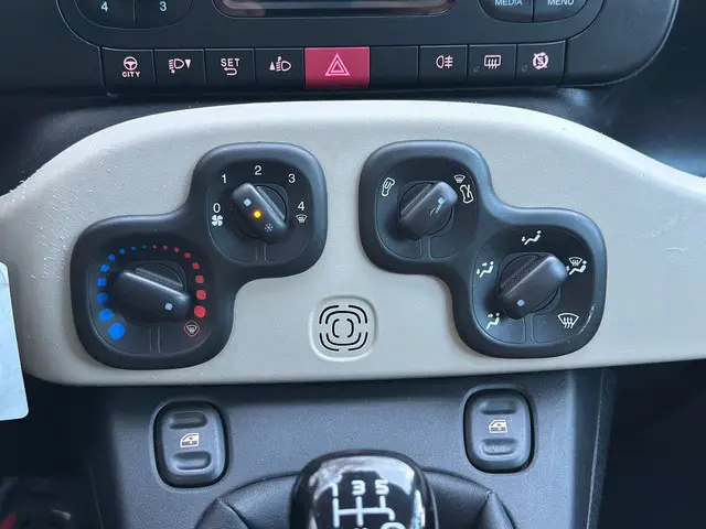 Fiat Panda 0.9 TwinAir Edizione Cool 2014 Benzine 14