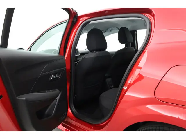 Peugeot 208 1.2 PureTech Active - Automaat 2022 Benzine 33