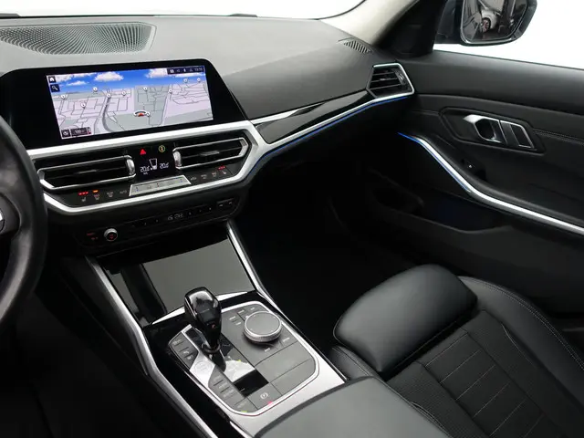 BMW 3 Serie 330e M Sport Aut- 2020 Hybride Benzine 8