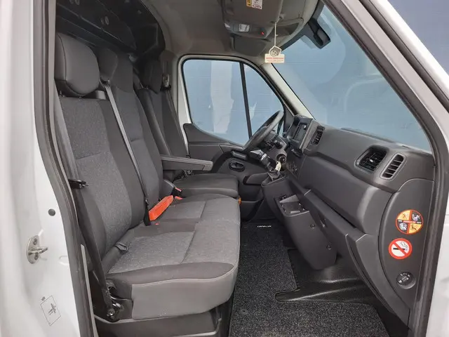 Opel Movano 2.3 Turbo L2H2 2020 Diesel 31