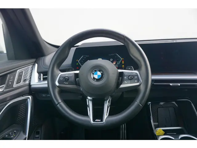 BMW X1 sDrive20i 2024 Benzine 12