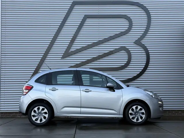 Citroën C3 1.2 PureTech Business 2016 Benzine 6