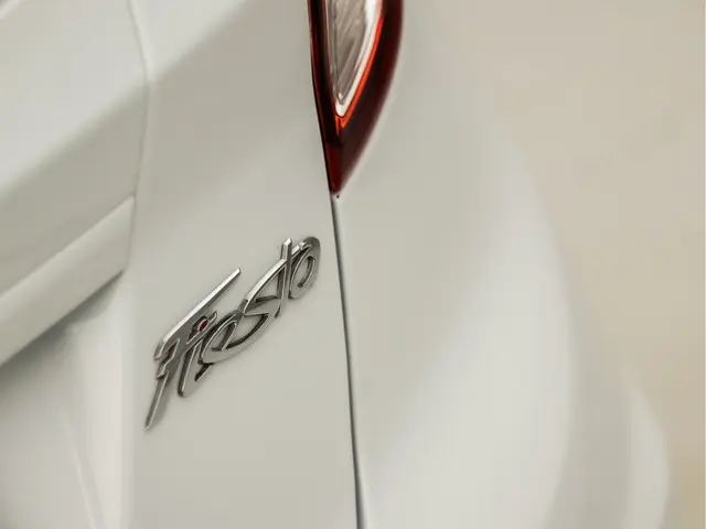 Ford Fiesta 1.0 Sport 2015 Benzine 25