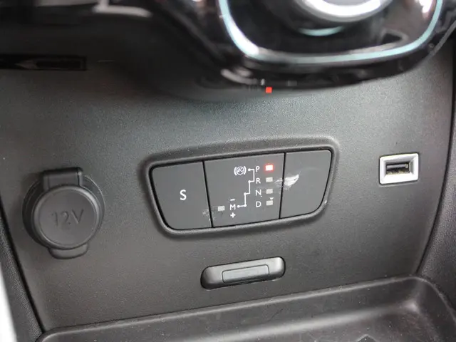 Citroën C3 Aircross 1.2 PureTech S&S Shine 2019 Benzine 16