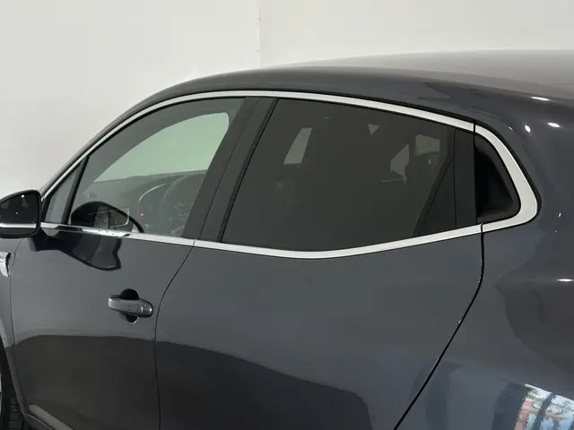 Renault Clio 1.3 TCe 130 EDC R.S. Line 2021 Benzine 47