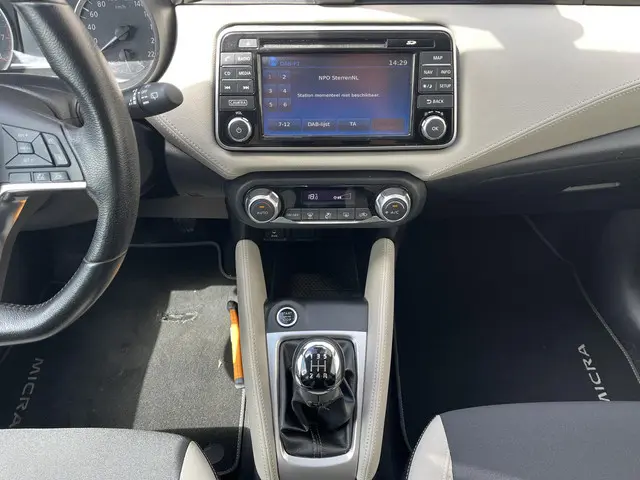 Nissan Micra 0.9 IG-T Tekna 2017 Benzine 10