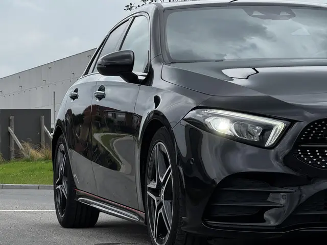 Mercedes-Benz A-Klasse 250 Premium 2019 Benzine 8