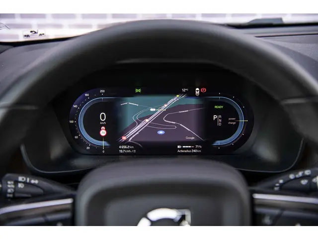 Volvo XC40 Recharge Plus 70 kWh 2022 Elektrisch 13