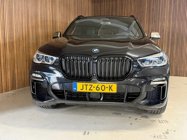 BMW X5 M50d High Executive - HUD - H&K - Pan 2019 Diesel 3
