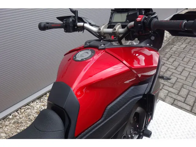 Yamaha TRACER 900 ABS 2015 Benzine 13