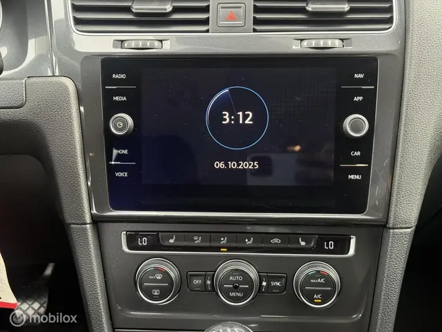 Volkswagen Golf 1.0 TSI Highline 2018 Benzine 16