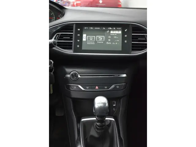 Peugeot 308 SW 1.2 PureTech Style 2015 Benzine 16