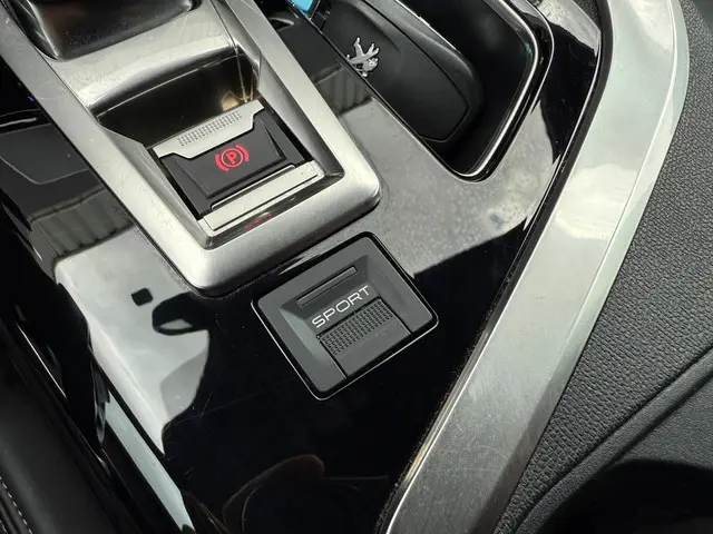 Peugeot 3008 1.6 GT Line | 1e Eigenaar|NL Auto| 2018 Benzine 50