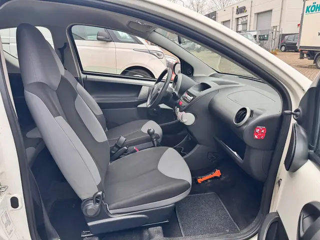 Citroën C1 | 1.0 | AIRCO | 2013 | NL | NAP | BENZINE | 2013 Benzine 9