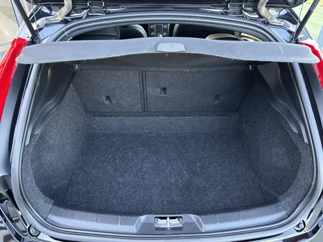 Volvo V40 1.5 T3 Polar+ Sport 2020 Benzine 22