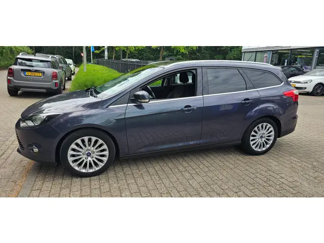 Ford Focus Wagon 1.0 EcoBoost Titanium 2012 Benzine 24
