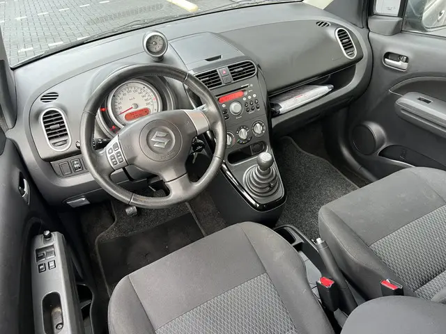 Suzuki Splash 1.2 Comfort EASSS 2013 Benzine 10