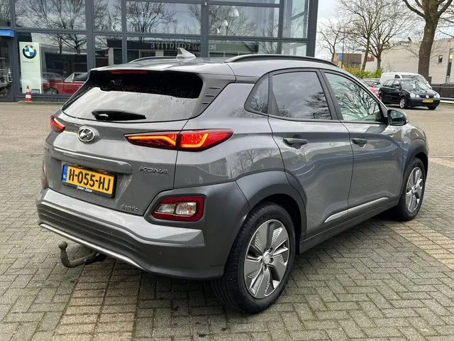 Hyundai Kona EV Premium 64 kWh 2020 Elektrisch 4