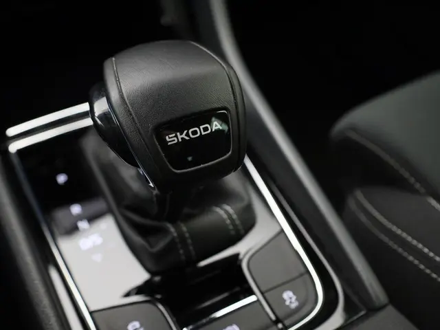 Škoda Karoq 1.5TSI/150PK ACT Sportline DSG 2025 Benzine