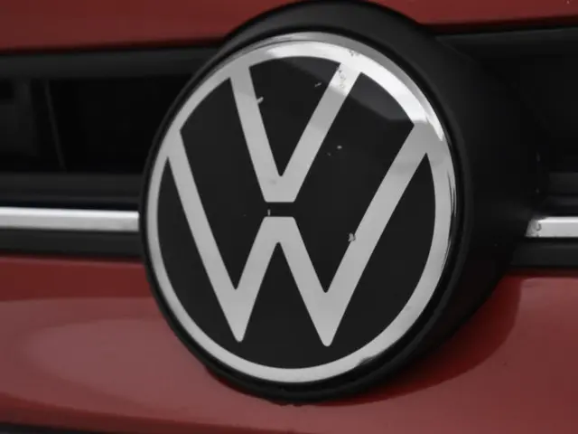 Volkswagen Polo 1.0 Tsi 95pk R-Line 2023 Benzine 33