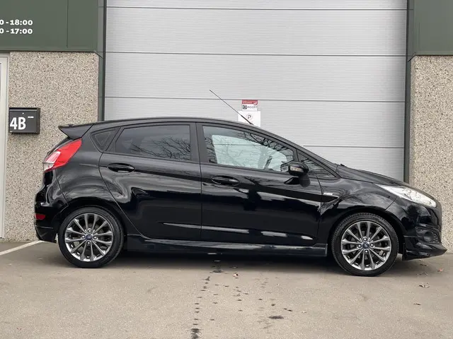 Ford Fiesta 1.0 EcoBoost ST Line 2017 Benzine 6