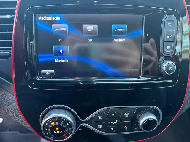 Renault Captur 0.9 TCe Intens|Camer|Cruise| 2017 Benzine 18