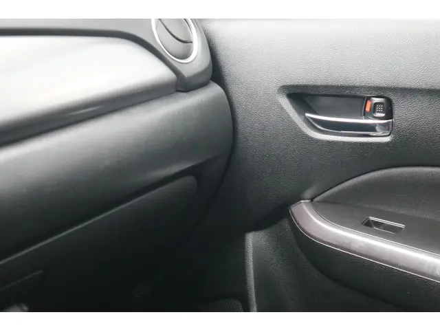 Suzuki Vitara 1.0 Boosterjet Select 2020 Benzine 28