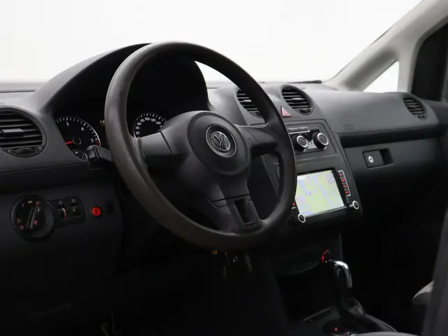 Volkswagen Caddy 1.6 TDI BMT DSG AUT. 2012 Diesel 16