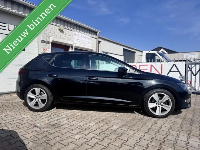 SEAT Leon 1.4 TSI FR NAVI/ FULL LINK/ LEDER 2016 Benzine 7