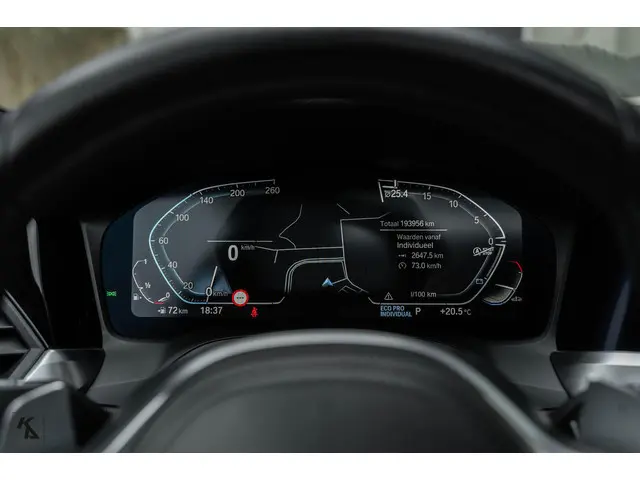 BMW 3 Serie 320i High Executive Edition 2020 Benzine 39