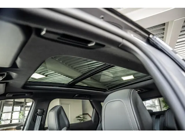Peugeot 3008 1.6 HYbrid 225 GT 2023 Hybride Benzine 24