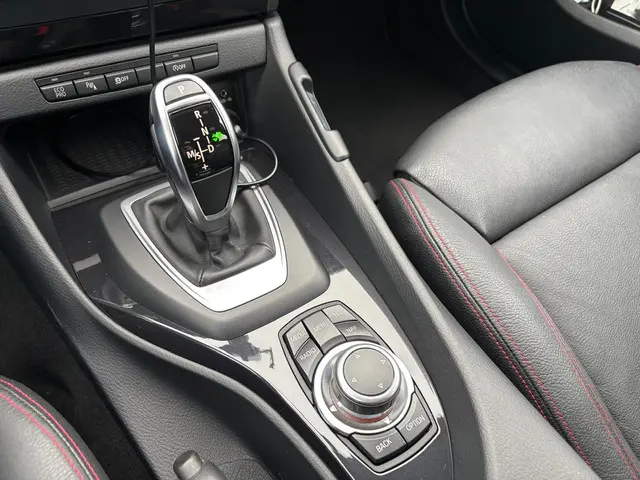 BMW X1 sDrive20i Limited Series 2014 Benzine 10