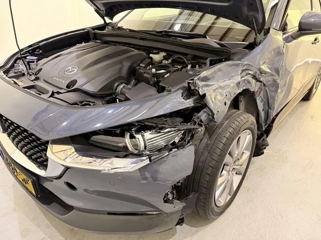 Mazda CX-30 2.0 E-Skyactiv X MHEV Luxury 2021 Benzine 36