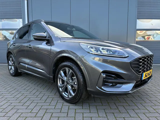 Ford Kuga HELAAS VERKOCHT!!! 2023 Hybride Benzine 2