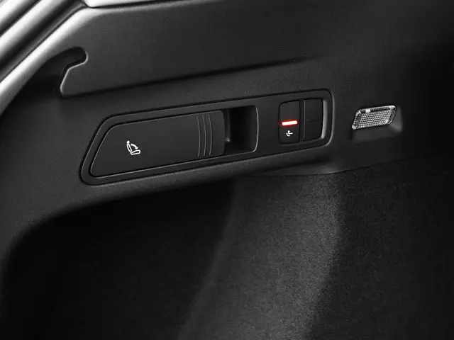 Audi Q6 e-tron Advanced edition 252 PK 2025 Elektrisch 24