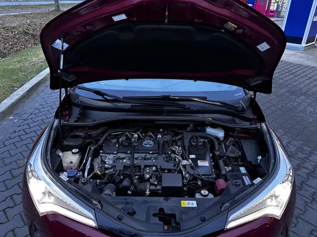 Toyota C-HR 1.8 Hybrid Style 2018 Hybride Benzine 29