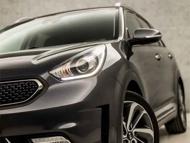 Kia Niro 1.6 GDi Hybrid Executive 2017 Hybride Benzine 18
