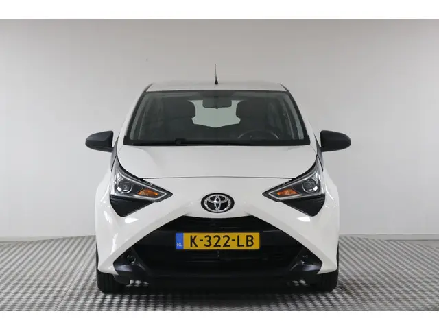 Toyota Aygo 1.0 VVT-i x-fun 2021 Benzine 26