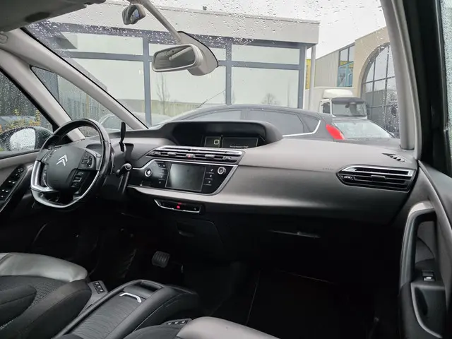 Citroën C4 Picasso 1.6 e-THP Exclusive 2016 Benzine 13