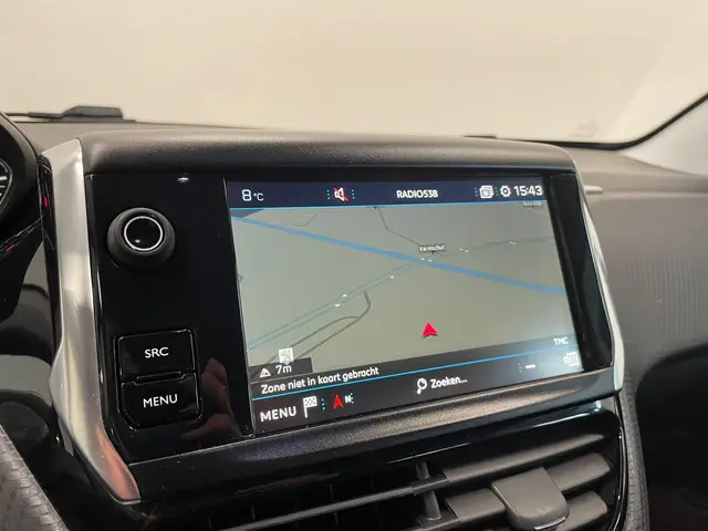 Peugeot 2008 1.2 PureTech Allure 2019 Benzine 23