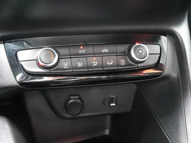 Opel Corsa 1.2 Turbo GS 2023 Benzine 31