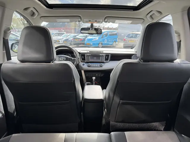 Toyota RAV4 2.5 Limited 4WD Automaat 2013 Benzine 16