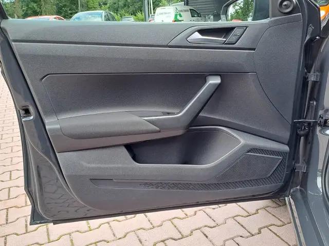 Volkswagen Polo 1.0 MPI Trendline 2018 Benzine 25