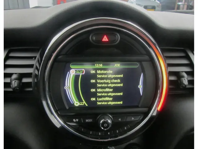 MINI Cooper Mini 1.5 Automaat Chili 2016 Benzine 45