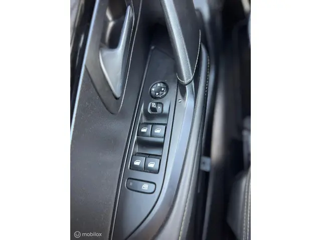 Peugeot 208 1.2 PureTech Allure 2020 Benzine 26