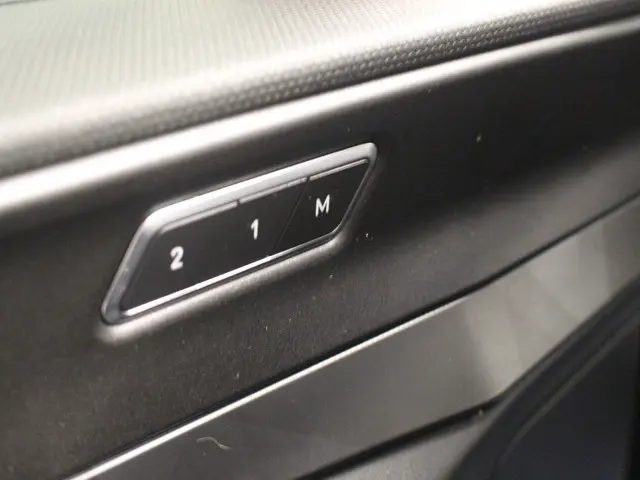 Lynk & Co 01 Plug-in Hybride 2022 Hybride Benzine 25