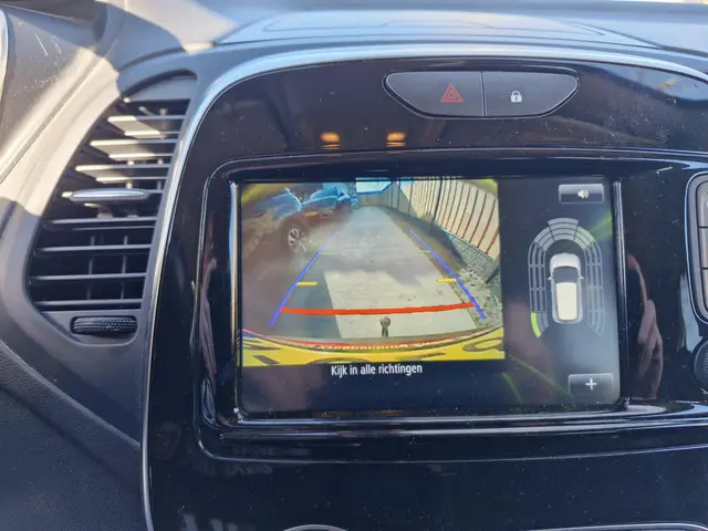 Renault Captur 0.9 TCe Bose 2018 Benzine 34