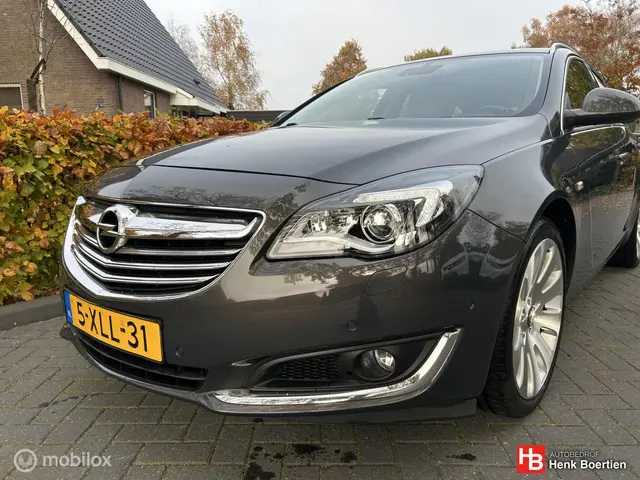 Opel Insignia Sports Tourer 1.6 T Cosmo 2014 Benzine 2